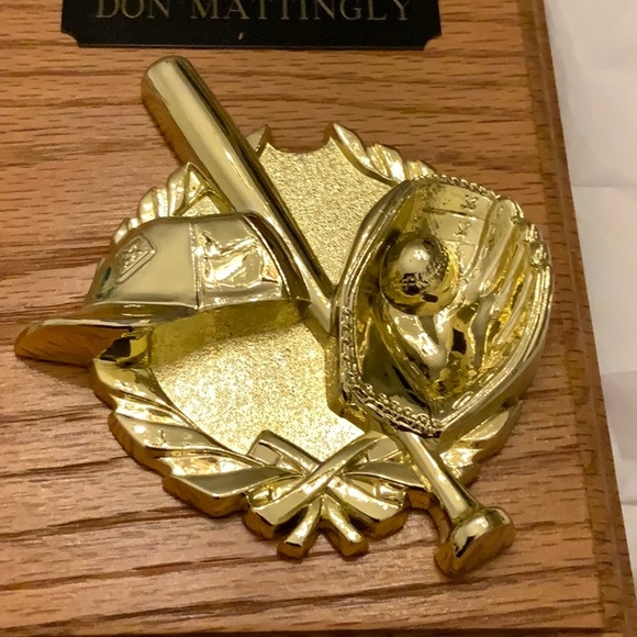 Don Mattingly Collector Plaque - Picture 5 of 6